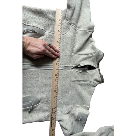 Arc’teryx Lightweight Full Zip Jacket size L Cream - Picture 4 of 12